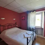 Des Cevennes Отель