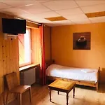 Des Cevennes Hotel 2*