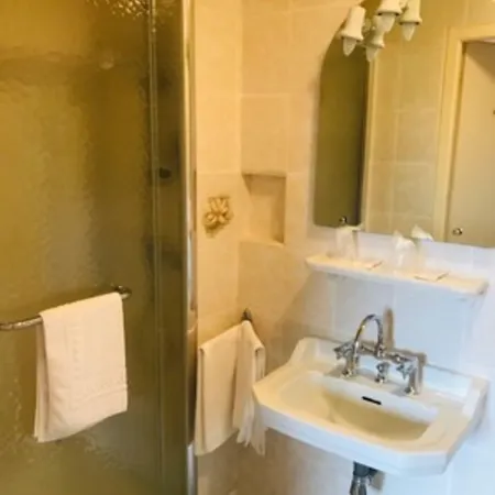 Otel Des Cevennes 2*